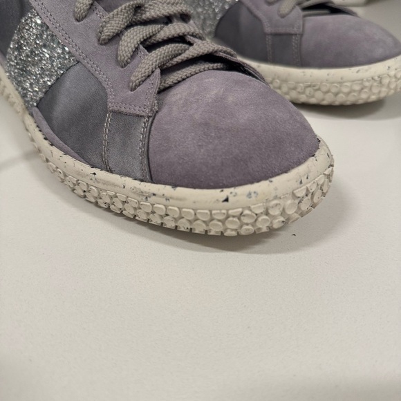 OXS Woobie Gray Silver Satin Suede Glitter Women's Sneaker 9.5 - Picture 6 of 13